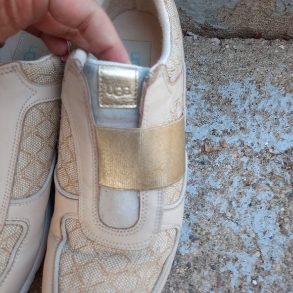 🌟 UGG Treadlite Annetta Gold Slip-On Sneakers size 10 - Picture 3 of 7